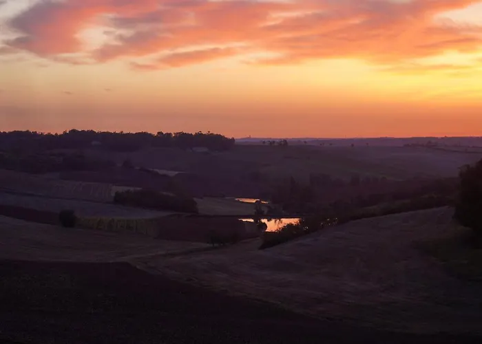 Entier De Charme, Equestre Gers *