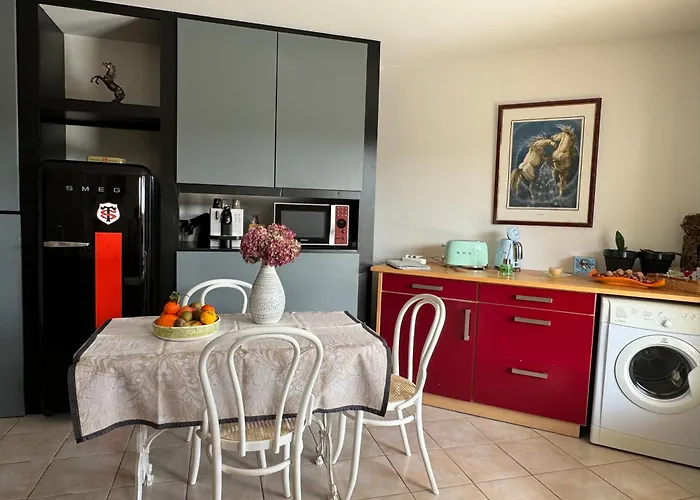 Apartment Entier De Charme, Equestre Gers *