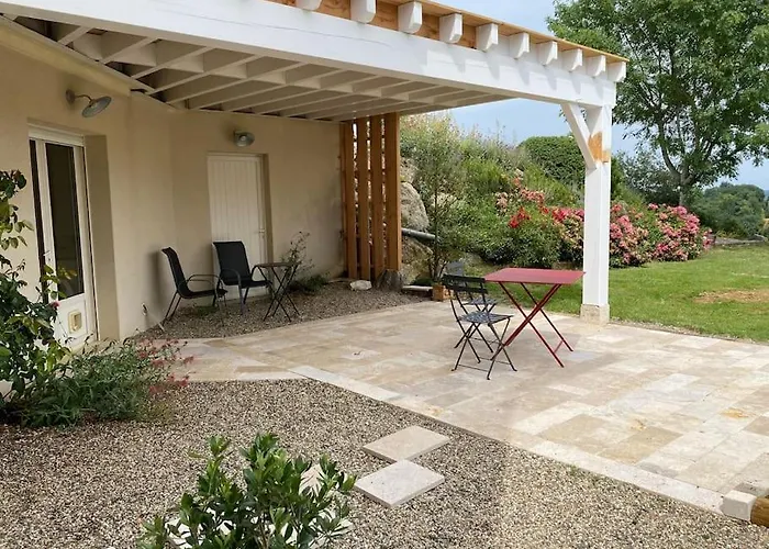 Entier De Charme, Equestre Gers Apartment *