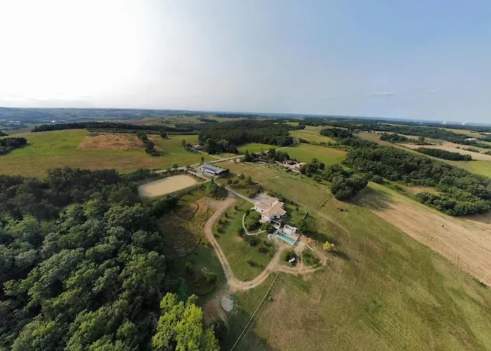 Entier De Charme, Equestre Gers *