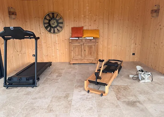 Apartment Entier De Charme, Equestre Gers