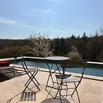 아파트 Entier De Charme, Equestre Gers *