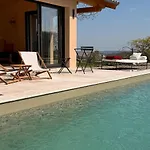 Entier De Charme, Equestre Gers 아파트 *