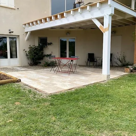 Apartment Entier De Charme, Equestre Gers *