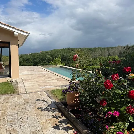 Entier De Charme, Equestre Gers Apartamento *