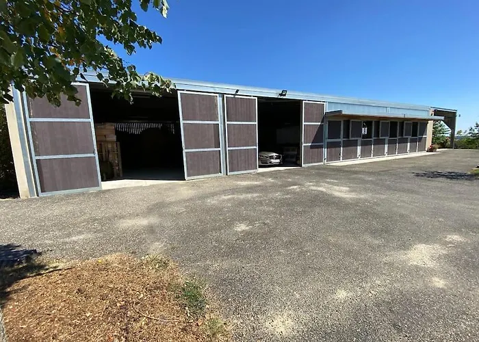 Entier De Charme, Equestre Gers Flamarens