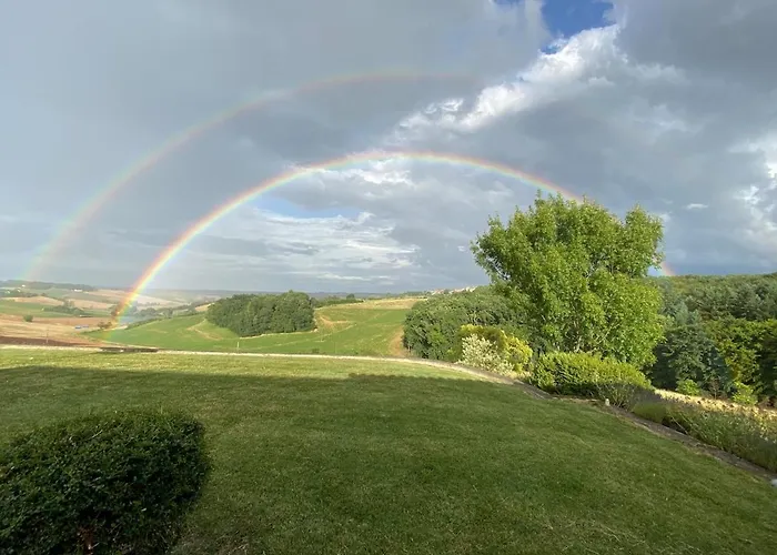 Entier De Charme, équestre Gers Flamarens